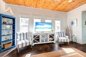 Smart TV, books