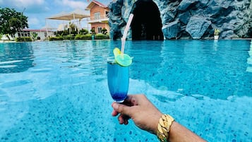 Utomhuspool