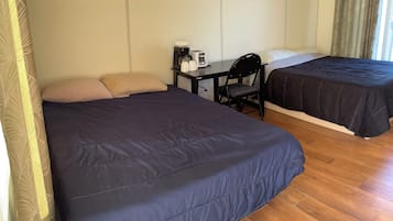 Classic Quadruple Room | Free WiFi