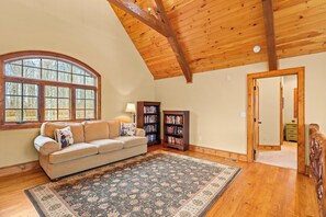 Smart TV, fireplace, video games, books