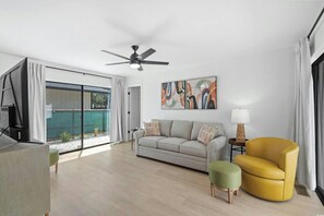 TV connectée, table de tennis de table