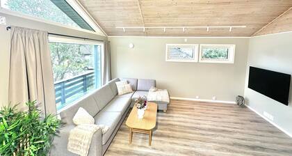 Kaldfjord Aurora Apartments New top floor. Free parking. Close to nature.