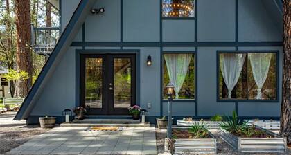 Away from it all A-frame! Sleeps 6•Pet friendly