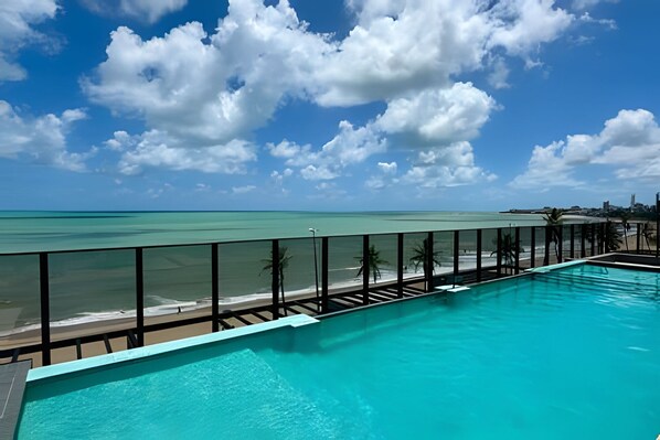 Apartament estàndard | Piscina | Piscina a l'aire lliure