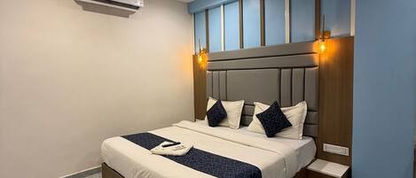 Quarto luxo, vista para a cidade | Wi-Fi de cortesia