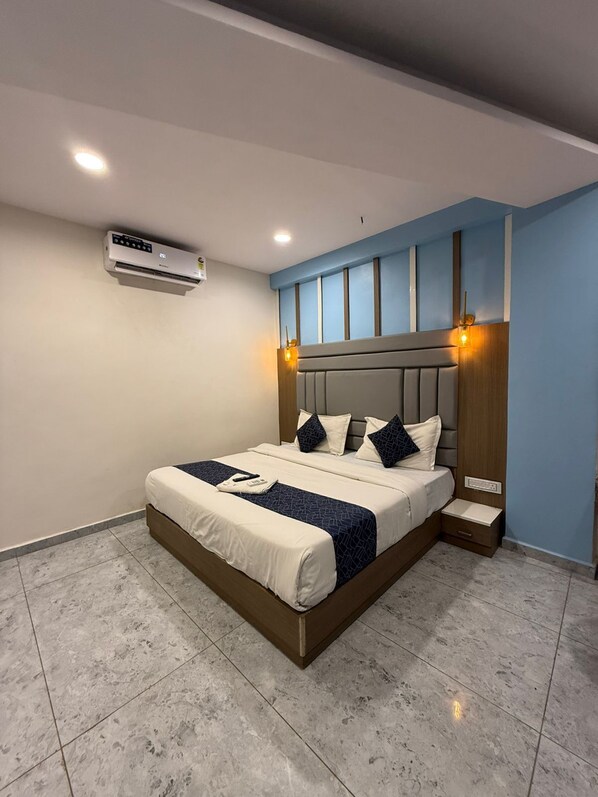 Habitación Deluxe, vista a la ciudad | Wifi gratis 