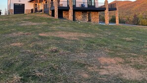 Exterior - Meridian House - A Blue Ridge Mountain Escape for Memories (Buena Vista)