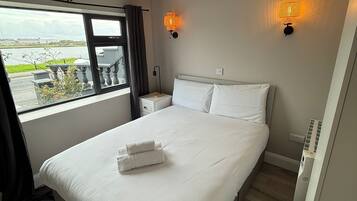 1 bedroom, iron/ironing board, WiFi