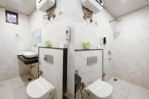 Free toiletries, hair dryer, towels, soap
