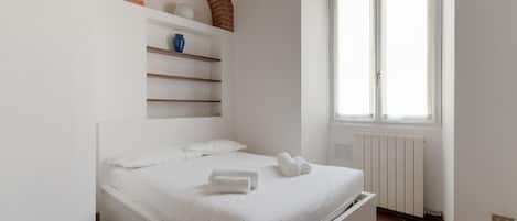 1 bedroom, iron/ironing board