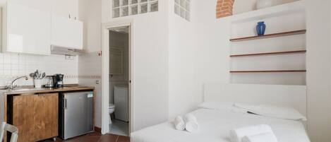 1 Schlafzimmer, Bügeleisen/Bügelbrett