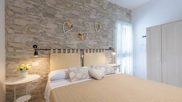 3 camere, Wi-Fi, lenzuola