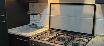 3-bedroom apartment in awesome Amman with AC