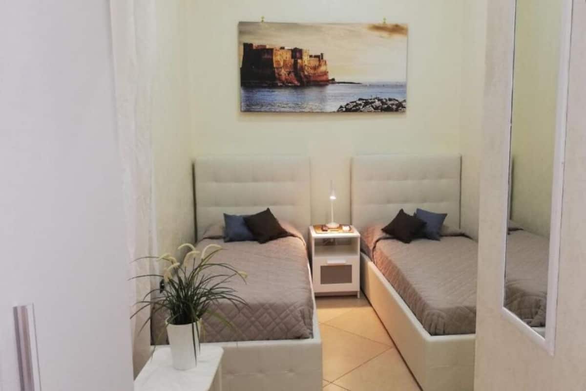 Room, 2 Twin Beds | Free WiFi