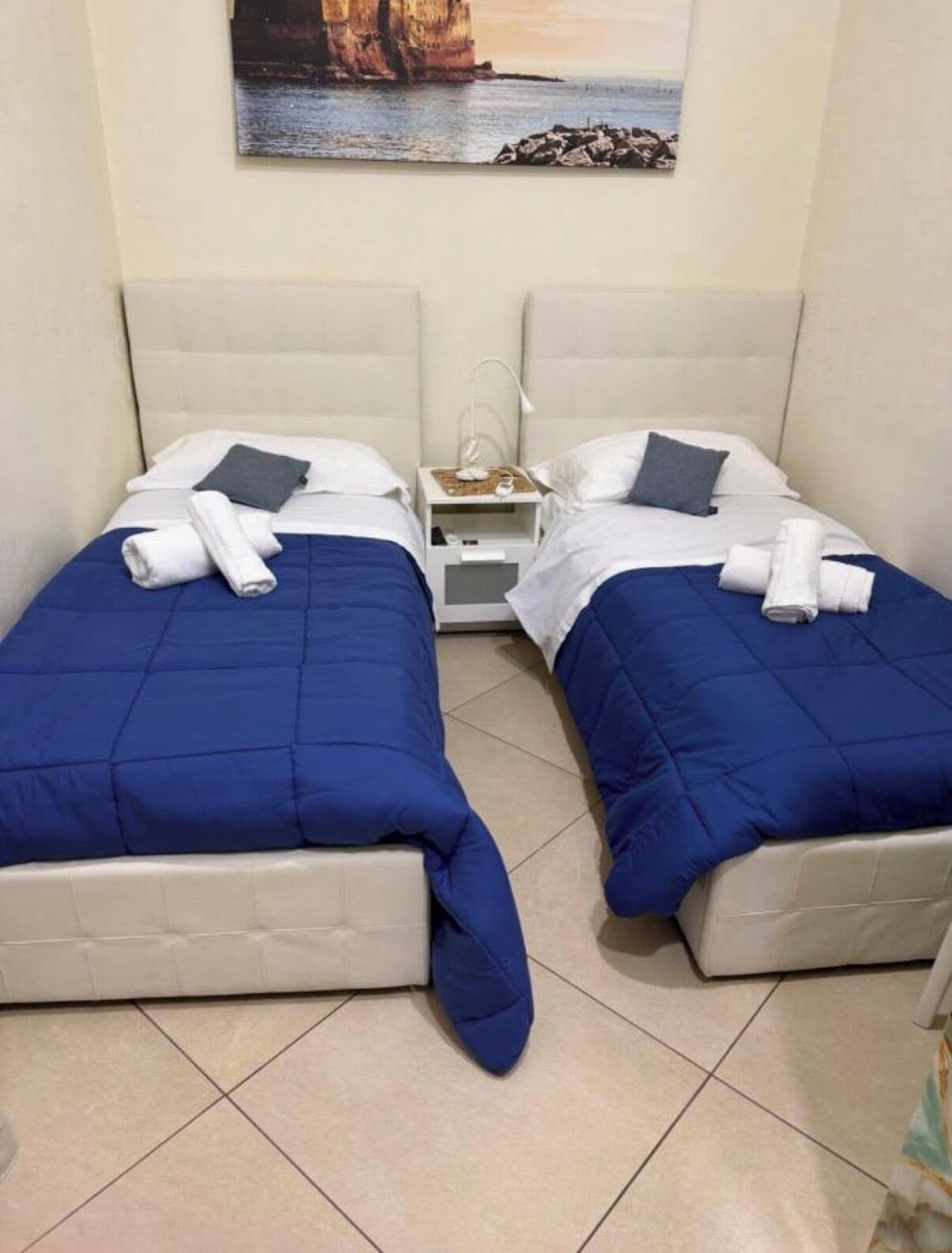 Room, 2 Single Beds | Soundproofing, free WiFi