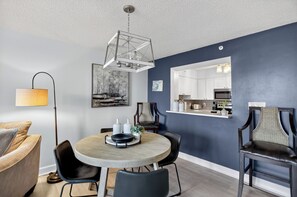 Dining - Folly Waterfront Condo - Pool, Screened Porch (Folly Beach)