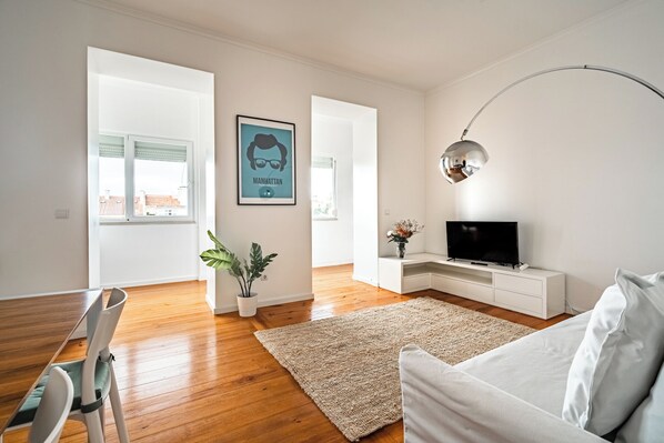 2 habitaciones, tabla de planchar con plancha y wifi gratis 