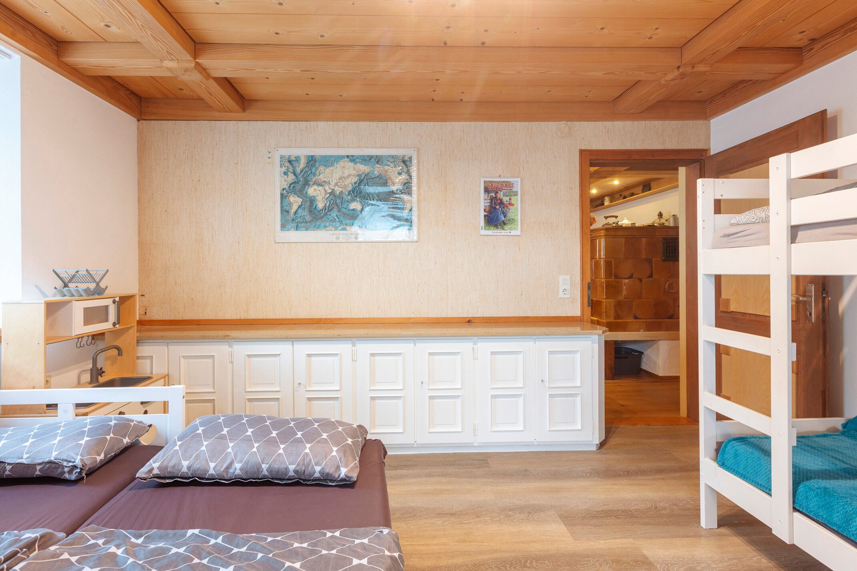 2 chambres, fer et planche à repasser, Wi-Fi, draps fournis