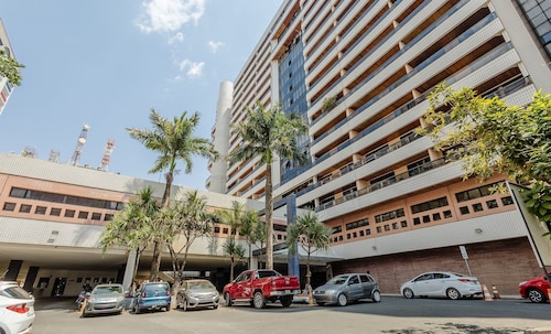 Apart in a Condo With a Pool in Asa Sul Bhe0405