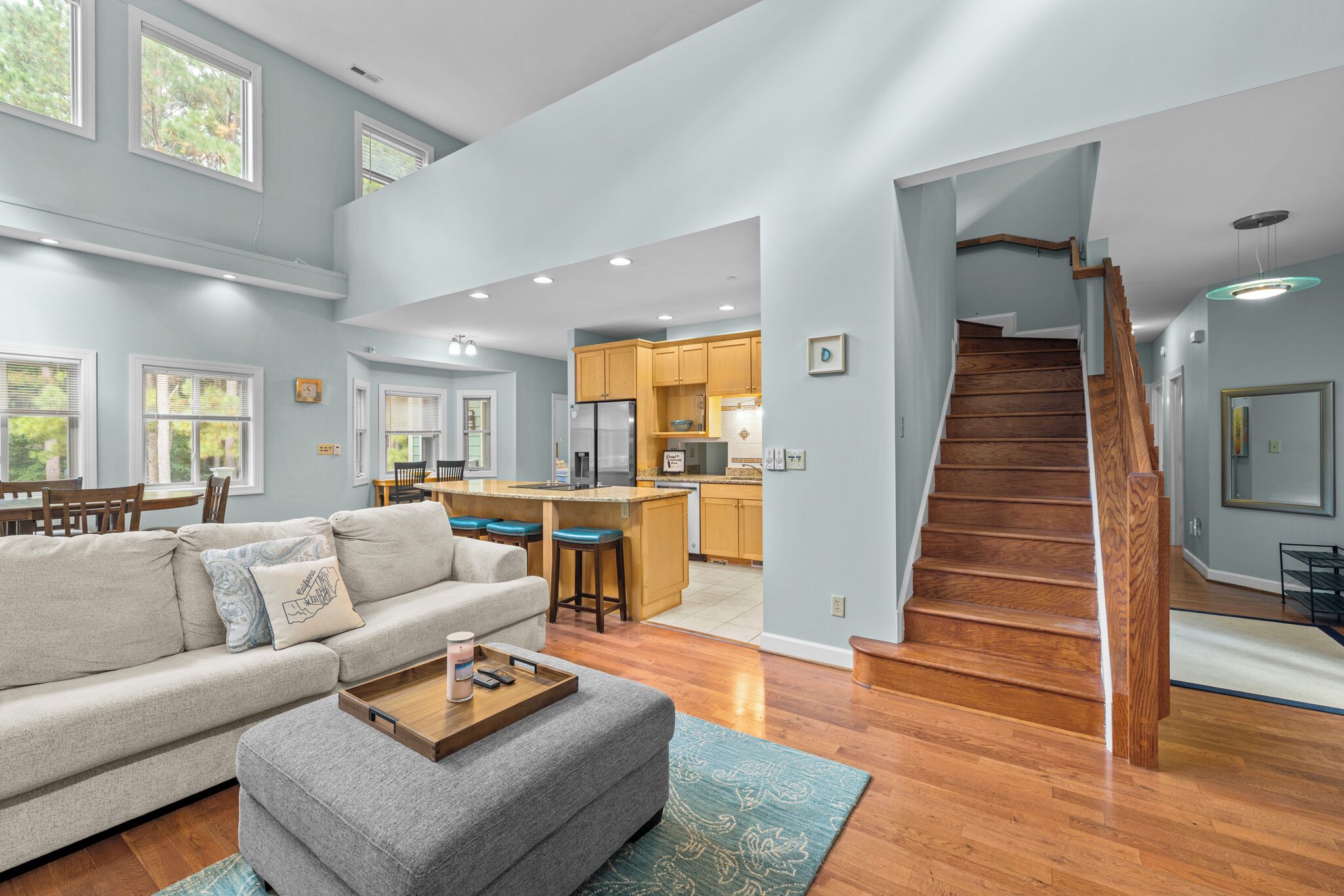 Smart TV, fireplace, DVD player