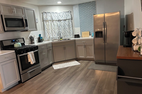 Mikrowelle, Ofen, Herdplatte