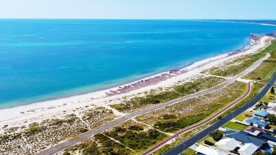 Marine Holiday Home - Geographe