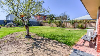 Marine Holiday Home - Geographe