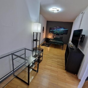 Apartamento básico, 2 quartos, sacada, vista para o jardim | Wi-Fi de cortesia
