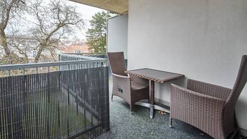 Basic Apartment, 2 Bedrooms, Balcony, Garden View | Balcony