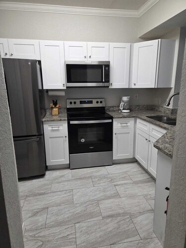 Enchanting 3-bedroom condo NEAR EPIC UNIVERSE