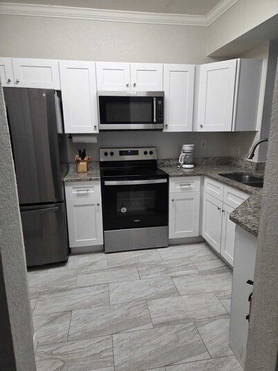 Enchanting 3-bedroom condo NEAR EPIC UNIVERSE