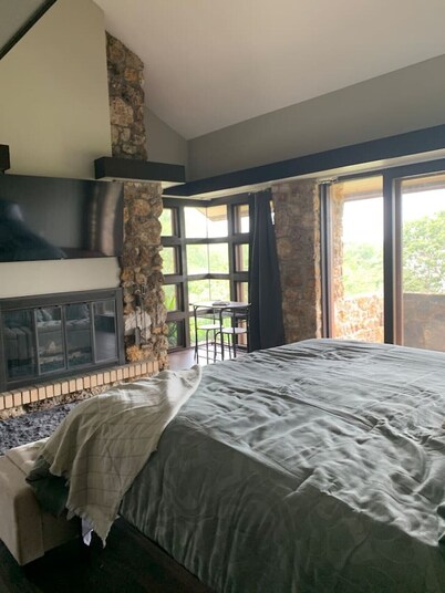 Lake View•Gardens•Private Balcony Suite•Legoland