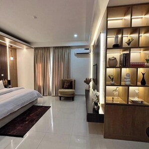 Economy Apartment, Balcony, City View