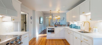 Pre-Launch Special Bluegrass Manor Sleeps 14 Bourbon Trl, Keeneland, Airport, UK