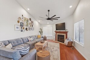 Smart TV, fireplace, video games