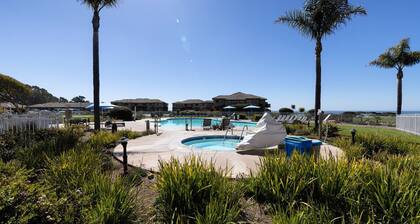 NEW! Luxury Ocean View Condo - Heated pool and Spa