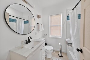 Douche, serviettes fournies