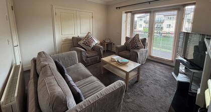 Spacious 2 Bed Apartment Near Dublin Airport