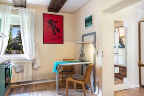 Dining - "Fuchsrevier" Apartment for Installers and Vacationers (Erkerode)