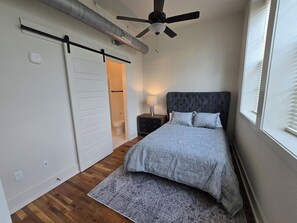 2 slaapkamers, gratis wifi, beddengoed, rolstoeltoegang