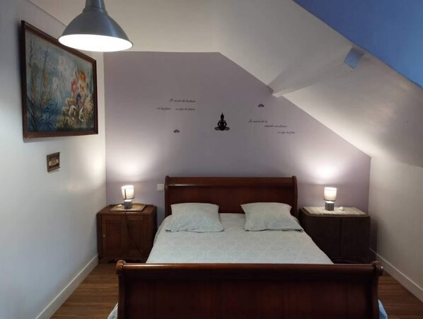 2 chambres, lit parapluie, Wi-Fi, draps fournis