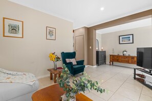 TV - Hampton Retreat - South Fremantle Escape (South Fremantle)
