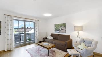 Fernseher, Tischtennisplatte