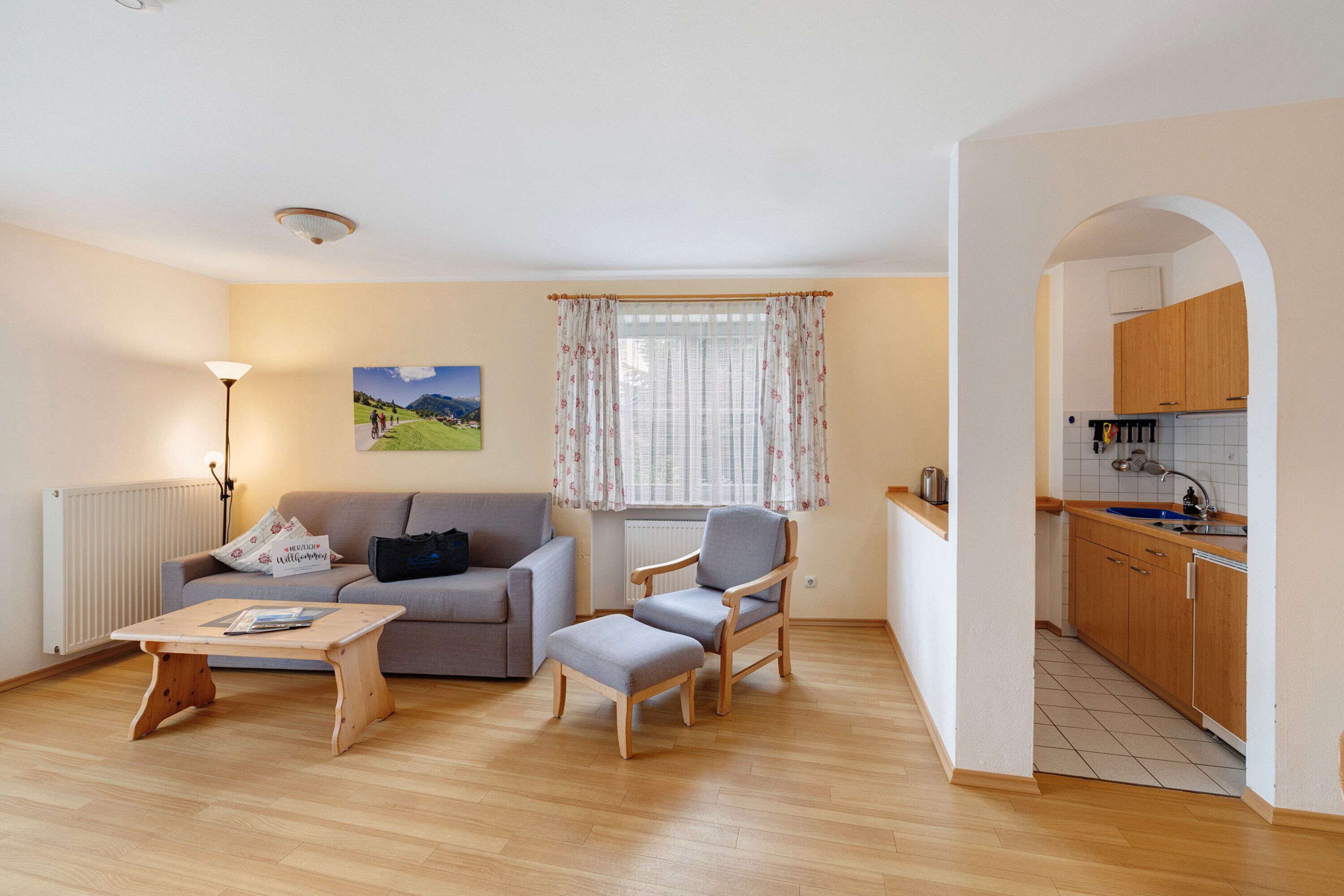 Fernseher, Tischtennisplatte