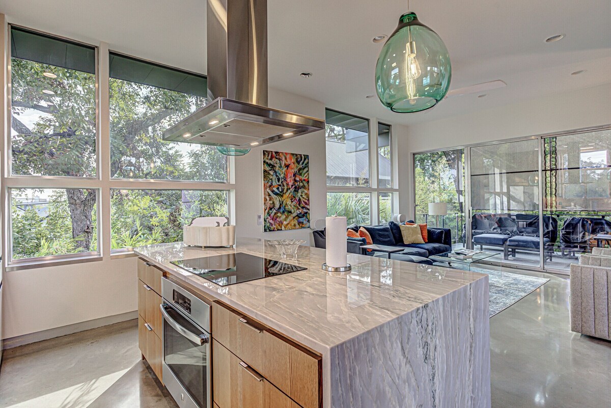 Photo 12 of Downtown Austin Gem I Pet-friendly 4BR home w/ fire pit & fenced yard