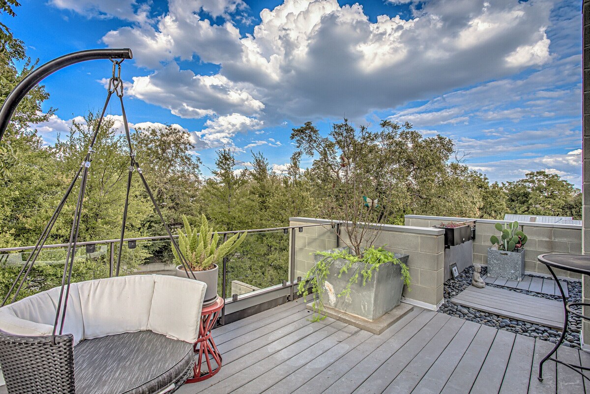 Photo 48 of Downtown Austin Gem I Pet-friendly 4BR home w/ fire pit & fenced yard