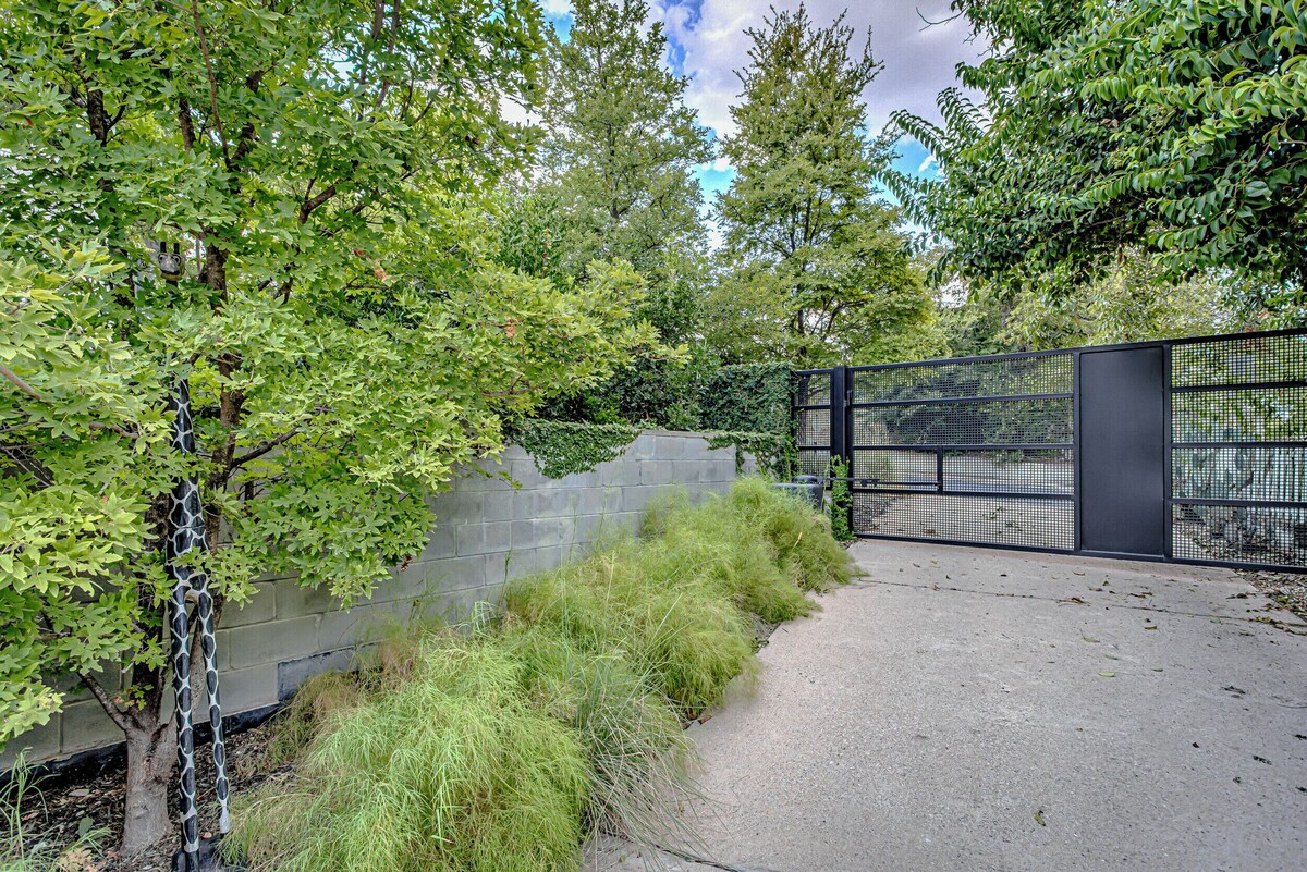 Photo 59 of Downtown Austin Gem I Pet-friendly 4BR home w/ fire pit & fenced yard