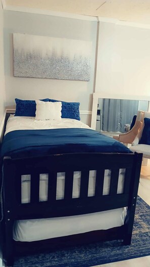 WiFi, bed sheets