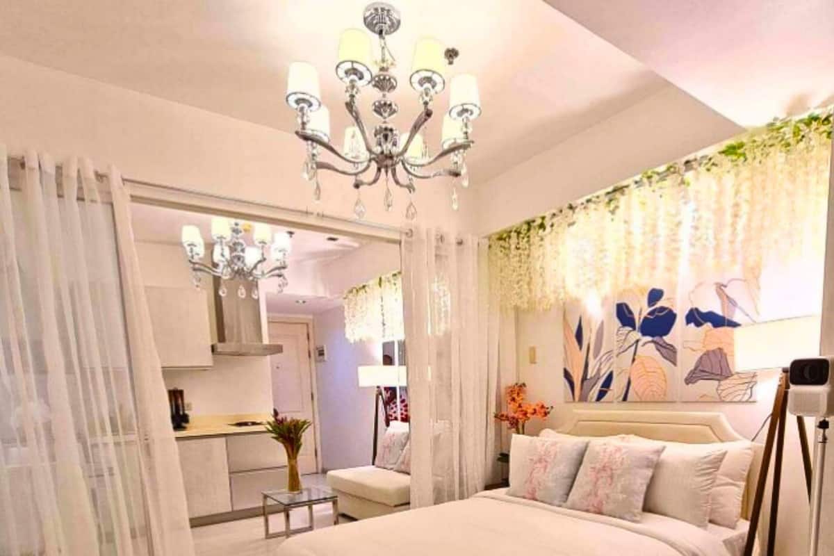 ห้องดีลักซ์สวีท, วิวเมือง | เครื่องนอนระดับพรีเมียม, Wi-Fi ฟรี, ผ้าปูที่นอน