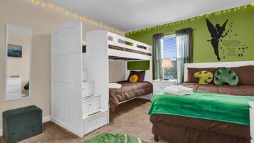 4 slaapkamers, een strijkplank/strijkijzer, wifi, beddengoed